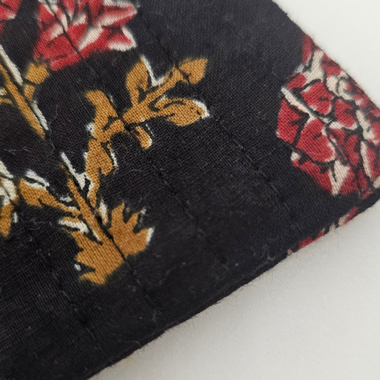 Quilted Beauty Bag Roses