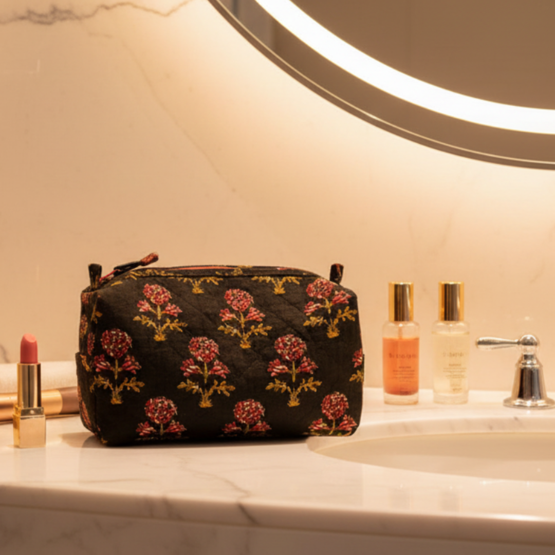 Quilted Beauty Bag Roses