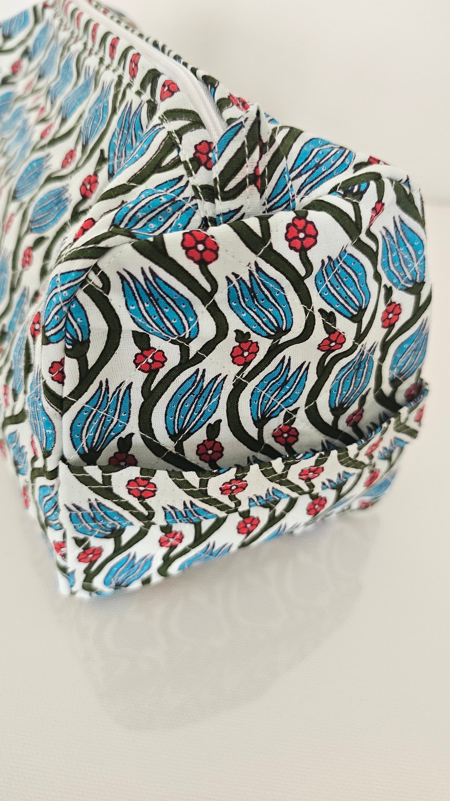 Quilted Beauty Bag Vine
