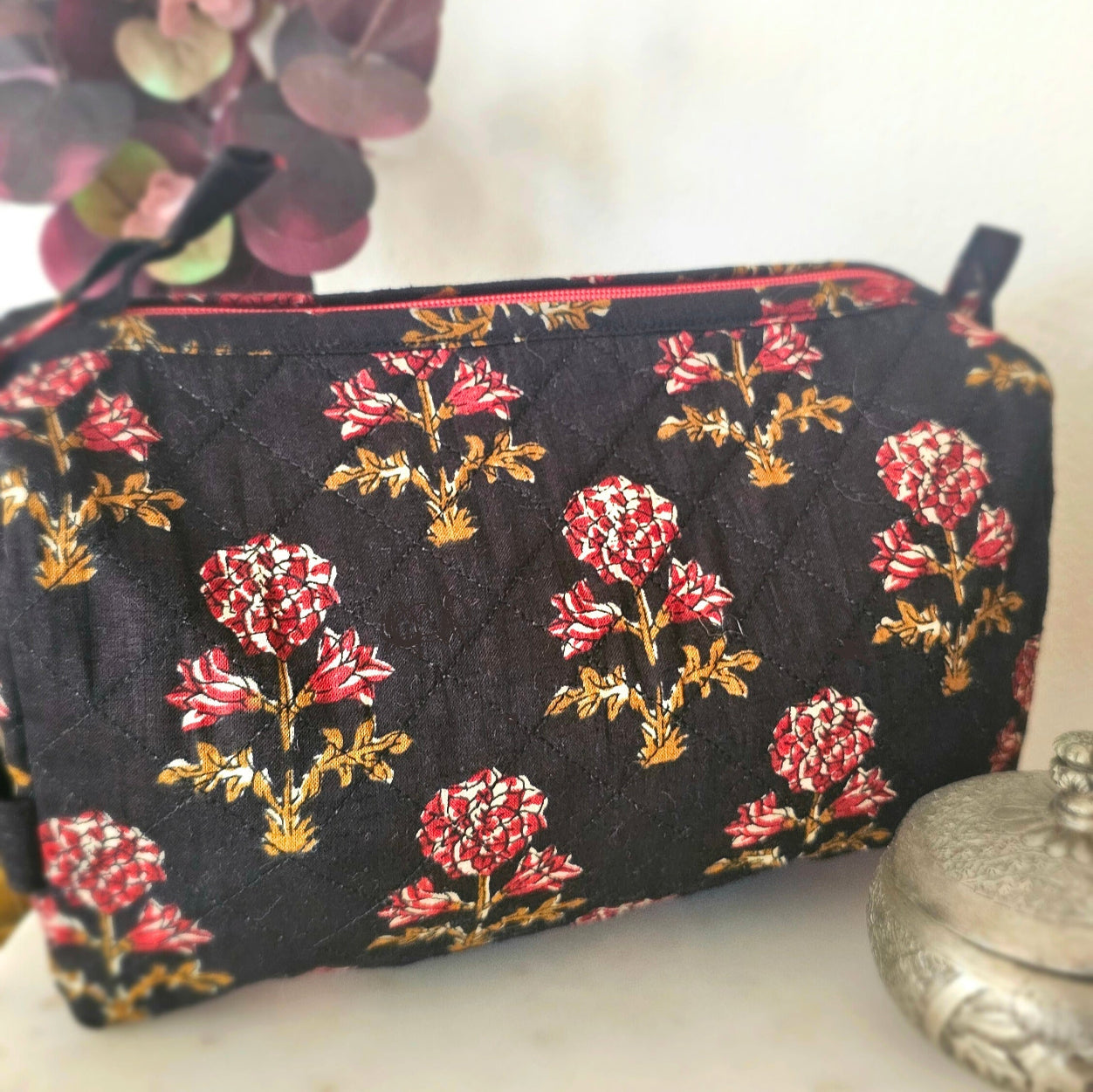 Quilted Beauty Bag Roses